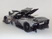 Aston Martin Valkyria cinza