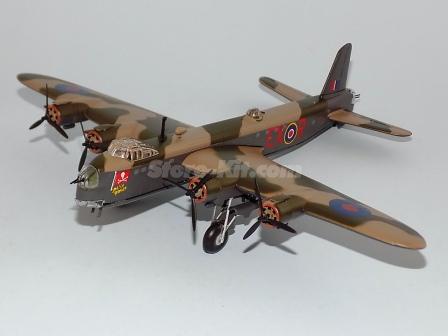 Avião Bombardeiro Short Striling MK III