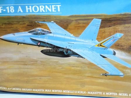 Avião F-18 Hornet