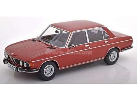 BMW 3.0S E3 1971 vermelho bordeaux