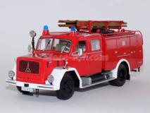 Carro combate  incendiou  Magirus Deutz Maccuf