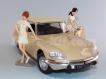 Diorama Citroen DS + Figuras garotas Barbara e Susie