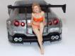 Diorama Nissan GT-R + Pin-Up Jane Bikini