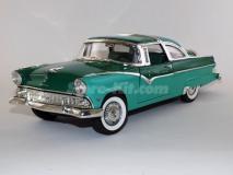 Ford Crow Vitoria 1955 verde
