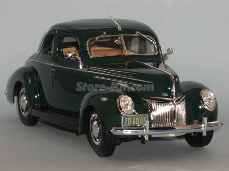 Ford Deluxe de 1939 verde
