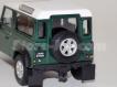 Land Rover Defender verde curto