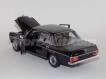 Mercedes-Benz 220D Preto