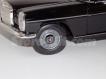 Mercedes-Benz 220D Preto