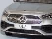 Mercedes-Benz GLA cinza