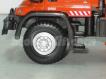 Camioneta Mercedes-Benz Unimog com grua de serviços