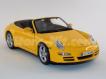 Porsche 911 Carrera S Cabriolet amarelo