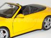 Porsche 911 Carrera S Cabriolet amarelo