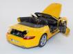 Porsche 911 Carrera S Cabriolet amarelo