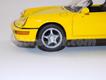 Porsche 964 Spedster 1983 amarelo