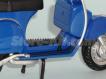 Scooter Vespa azul