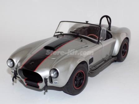 Shelby Cobra 427 MK II cinza