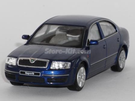 Skoda Superb 2006 azul