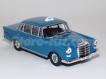 táxi Mercedes-Benz 200D Atenas 1965