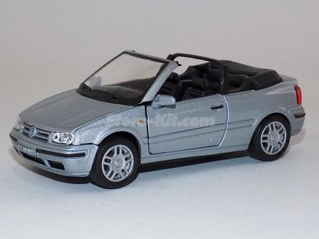 Volkswagen Golf IV cabrio cinza 2000