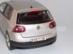 Volkswagen Golf V 4 portas cinza
