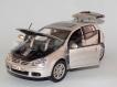 Volkswagen Golf V 4 portas cinza